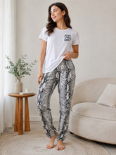 Women’s Snake Print Pajama Set – Relaxed Fit T-Shirt & Printed Lounge Pants Combo