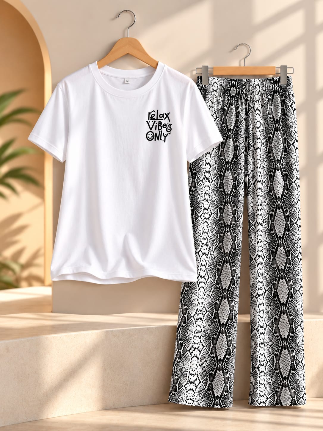 Women’s Snake Print Pajama Set – Relaxed Fit T-Shirt & Printed Lounge Pants Combo