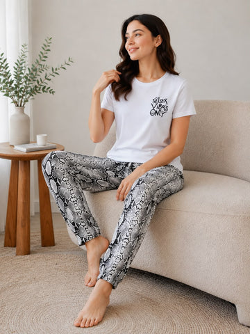 Women’s Snake Print Pajama Set – Relaxed Fit T-Shirt & Printed Lounge Pants Combo